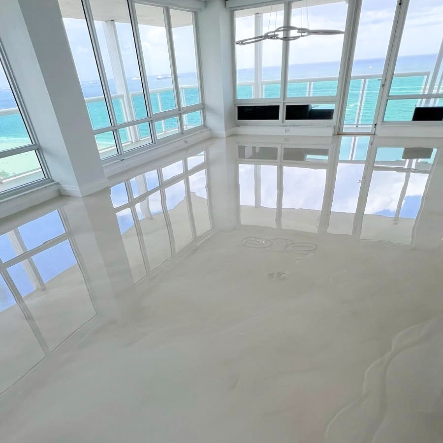 résine époxy Sarreguemines recouvrement de carrelage sans joint sol résine sans casse Moselle rénovation salle de bain Sarreguemines